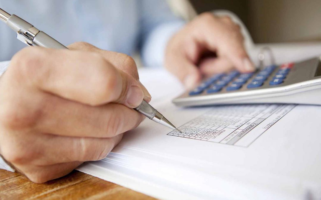 O destaque dos tributos na nota fiscal e as retenções tributárias