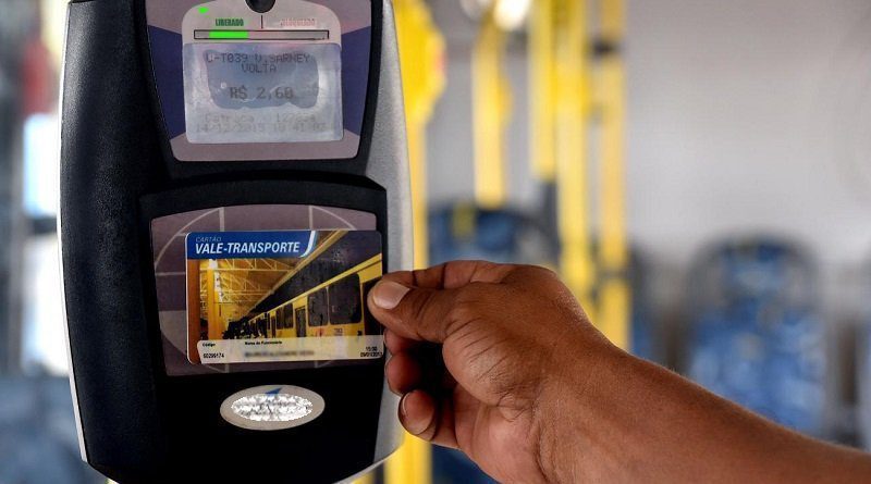 Vale-transporte pode ser pago em dinheiro?