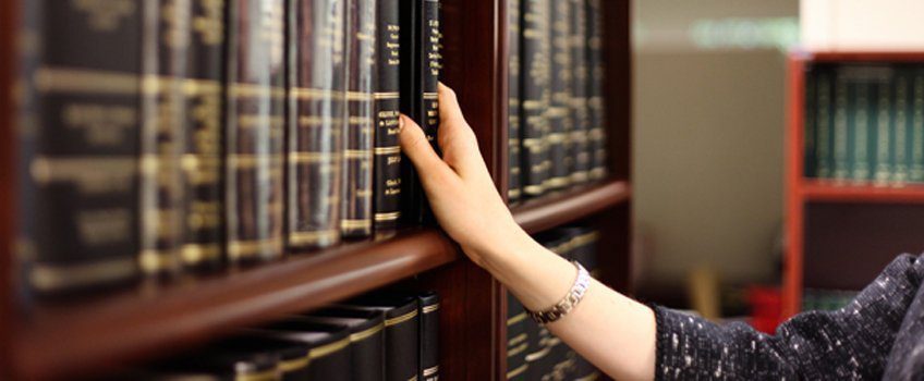 Ação sobre ISS em cessão de uso de espaços para sepultamento é encaminhada ao relator