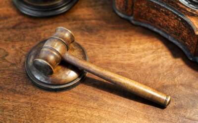 Congresso derruba veto sobre renegociação de dívidas para pequenas empresas